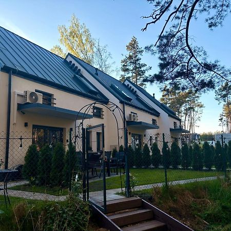 La Brisa Apartments 드지우노웨크 외부 사진