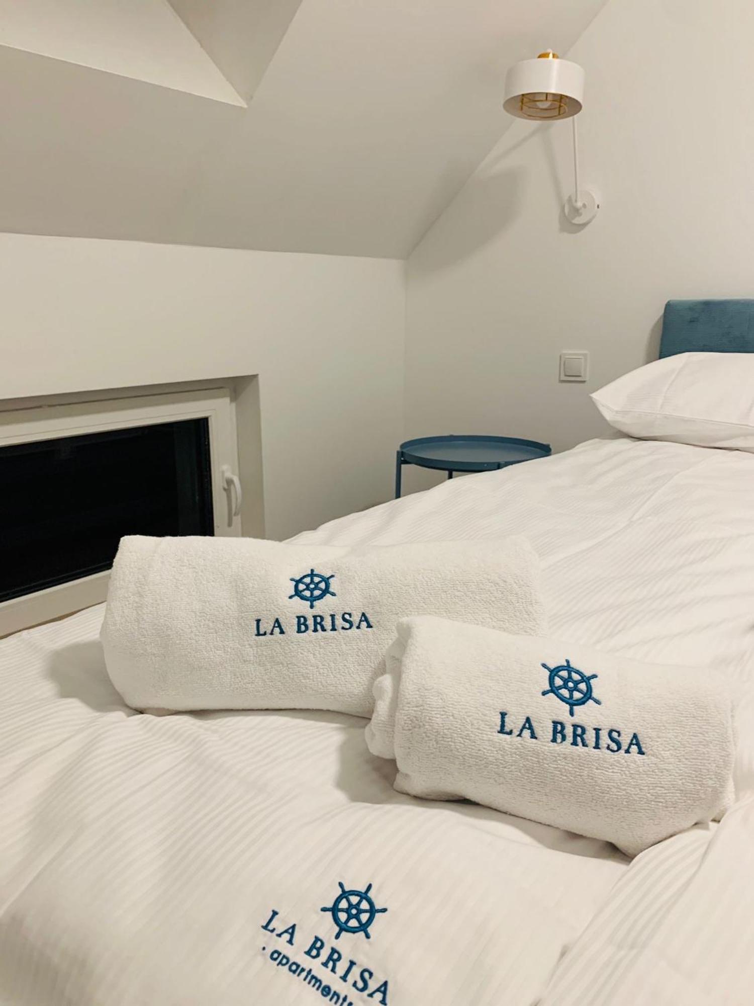 La Brisa Apartments 드지우노웨크 외부 사진