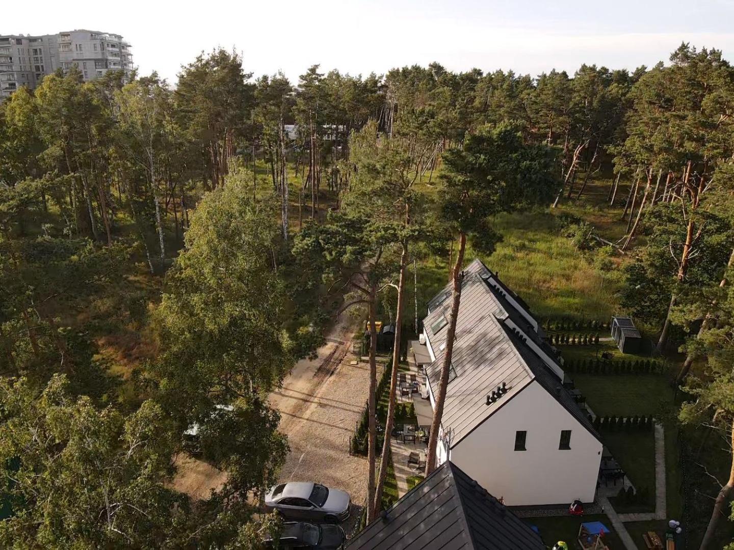 La Brisa Apartments 드지우노웨크 외부 사진
