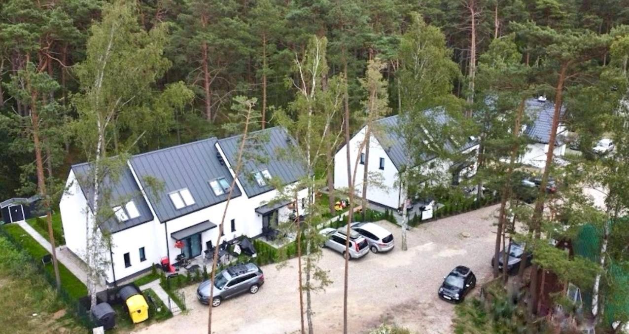 La Brisa Apartments 드지우노웨크 외부 사진